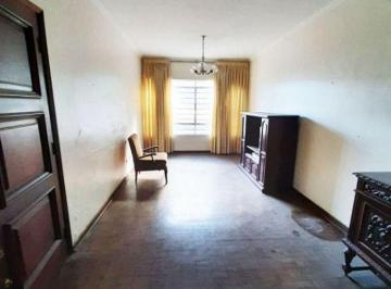 https:__pui.loft.com.br_listings_a72f65bf-660a-49d6-bfe7-6cd30b23559d_photos_bc709f58?preset=desktop · Casa à venda - no Campo Belo