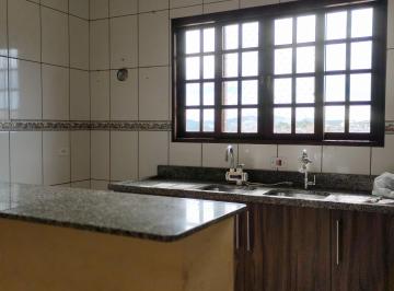 Casa Aluguel 84m² de 3 quartos · Aluga-se um sobrado