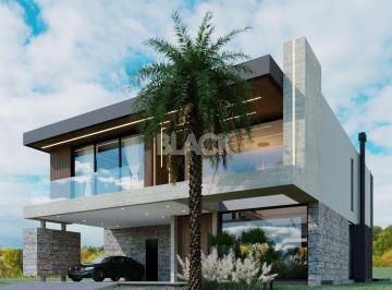 Casa · 505m² · 4 Quartos · 2 Vagas · Casa 4 suítes no Ocean Side em Torres RS