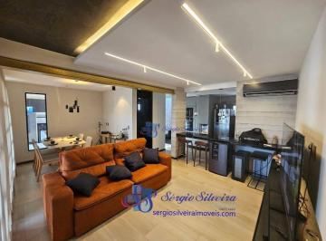 5c8eadcd0ce93503b90baf75384ff04081b3663c · Linda casa duplex finamente mobiliada