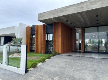 273744.jpg · Casa 3 Dormitórios - Bairro Bellatorres