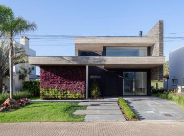 351821.jpg · Casa 3 Dormitórios - Bairro Itapeva