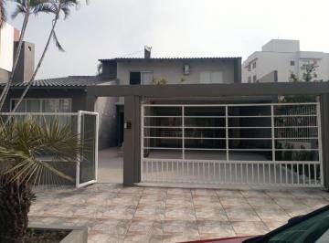 448701.jpg · Casa 5 Dormitórios - Bairro Centro