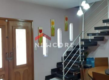 Casa · 200m² · 3 Quartos · 2 Vagas · Sobrado em  Rua Carolina Maria de Jesus - Vila Tolstoi - São Paulo/SP