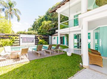 Casa de 4 quartos, Curitiba · Casa em condomínio à venda, 4 suítes e 7 vagas 