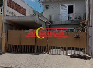 Casa · 189m² · 4 Quartos · 2 Vagas · Terreno com 3 imóveis, sobrado e edícula com imóveis sobrepostos