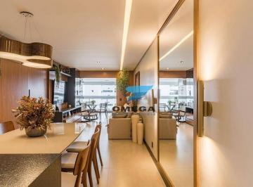 8aec86f7f3bb8f7cf82b31cec83cdcbaa927141d · Apartamento reformado com varanda Gourmet à venda de frente para o mar no Guarujá, localizado na pra