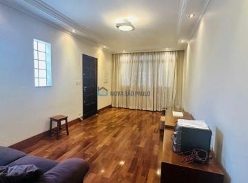 Casa · 300m² · 5 Quartos · 2 Vagas · Casa com 4 dormitórios, sendo 1 suíte, e mais uma suíte completa de empegada.