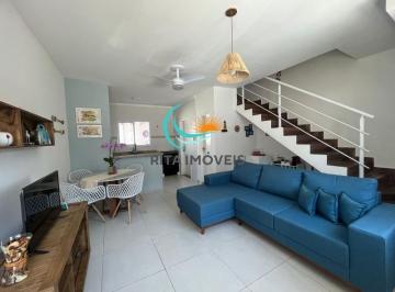 Foto 02 · Localizada em um bairro tranquilo e familiar, essa casa de 2 suítes é perfeita para quem busca priva