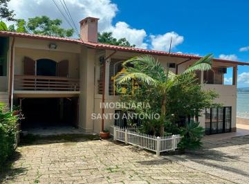 Casa · 350m² · 6 Quartos · 4 Vagas · Magnífica Casa frente mar com 6 Suítes e Vista Deslumbrante em Sambaqui.