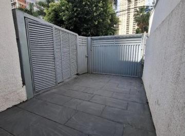 Casa · 180m² · 4 Quartos · 2 Vagas · SOBRADO COMERCIAL PARA LOCAÇÃO NO SETOR BUENO, GOIÂNIA-GO