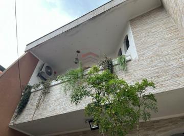 Casa · 200m² · 3 Quartos · 4 Vagas · SOBRADO COM 3 DORMITÓRIOS