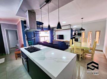 Apartamento · 217m² · 5 Quartos · 1 Vaga · LINDA COBERTURA REFORMADA, 05 DORMITÓRIOS!
