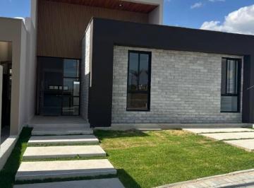 999ae236157fd60463e2f0613a8a0e9c46251e8e · Casa à venda no Ecoville Residence