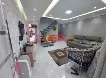 Casa · 210m² · 3 Quartos · 2 Vagas · Sobrado de 210m² com 3 quartos em Jardim Bela Vista- Guarulhos- SP.