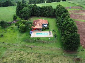 Rural · 14000000m² · 4 Quartos · 3 Vagas · Sítio em Praça João Ribeiro Carvalho Braga - Centro - Botucatu/SP