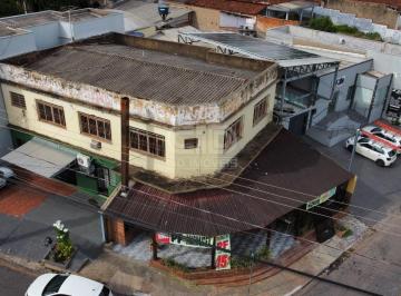 Comercial · 411m² · Imóvel comercial com aproximadamente 411m² no bairro Poção
