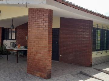 Casa de 4 quartos, Paulista · VENDO CASA DE ALTO PADRÃO, NA PRAIA DE MARIA FARINHA EM PAULISTA, MOBILIADA.
