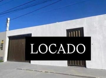 b2be6ad081f9e8e2a6092a34bf7ad742c7b7c915 · Casa 3/4 sendo 2 suítes, garagem para 3 carros. Loteamento Villarejo- Arembepe