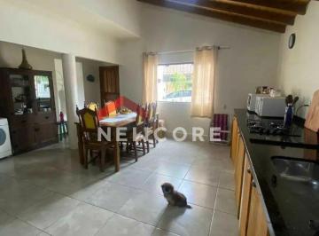 Casa · 120m² · 4 Quartos · 3 Vagas · Casa em Rua Tereza Cristina - São Tomaz - Imbituba/SC