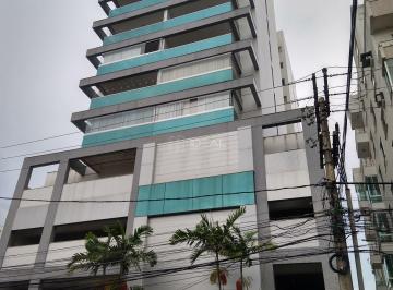 Apartamento · 93m² · 2 Quartos · 2 Vagas · Locação de Apartamento Mobiliado no Leblon na Pelinca