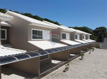 Casa · 132m² · 2 Quartos · 1 Vaga · Casa de condomínio em Ponta Negra com 2 suítes