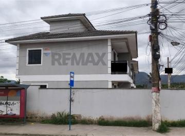 Casa · 80m² · 2 Quartos · 2 Vagas · Casa duplex com dois dormitórios com banheiro em itaipuaçu.