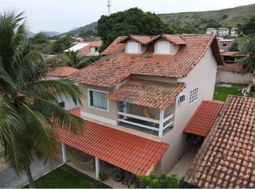 Casa · 223m² · 5 Quartos · 3 Vagas · Casa duplex com cinco dormitórios em condominio fechado.