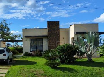 Casa de 3 quartos, Paranapanema · Casa com 3 quartos, sendo 2 suítes no Riviera de Santa Cristina XIII