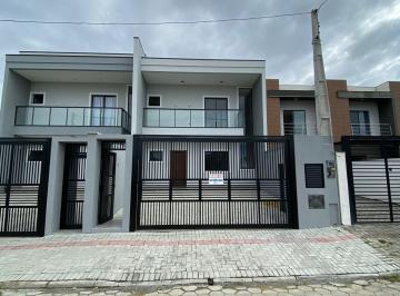 Casa · 120m² · 3 Quartos · 2 Vagas · sobrado muito bem acabado próximo da praia em Balneário Piçarras Sc