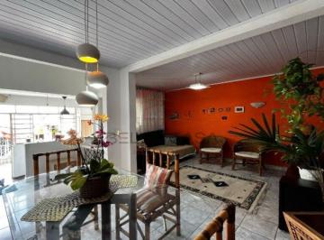 Casa · 187m² · 5 Quartos · 4 Vagas · Casa térrea a venda na Vila Charlote