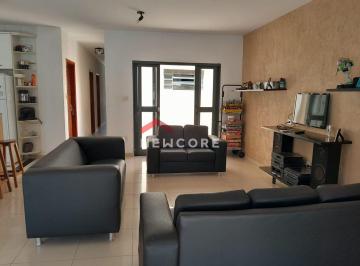 Casa · 185m² · 3 Quartos · 3 Vagas · Casa em Avenida Francisco Alves Moreira - Jardim Amália - Caçapava/SP