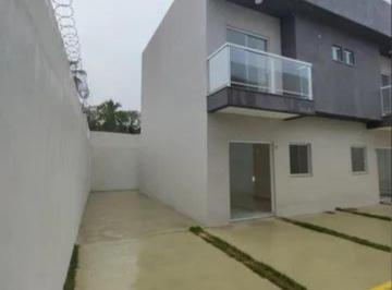 Casa de 3 quartos, Lauro de Freitas · Village 3/4 sendo 2 suítes novo ao lado de Vilas do Atlântico.