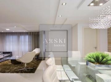 Casa · 228m² · 3 Quartos · 2 Vagas · Sobrado Triplex Mobiliado no Bairro Boa Vista, com