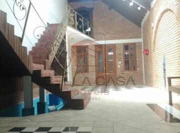 Casa · 135m² · 2 Quartos · 2 Vagas · Casa Loft para Venda e Locação.
