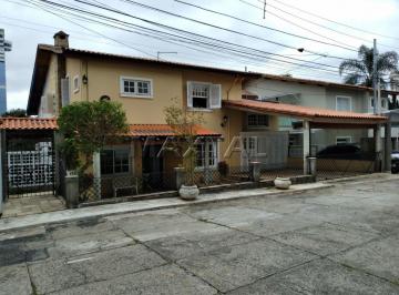 Casa · 240m² · 3 Quartos · 5 Vagas · Casa em condomínio com 240m² , 3 dormitórios, 2 suítes, 5 banheiros e 5 vagas em Santana.