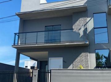 Casa · 130m² · 2 Quartos · 1 Vaga · Sobrado Mobiliado com 3 dormitórios sendo 1 suíte apenas á 750 metros da praia -