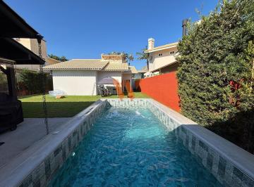Casa · 164m² · 3 Quartos · 2 Vagas · CASA TÉRREA com 164m² à VENDA em JURERÊ INTERNACIONAL!