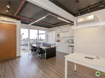 Comercial · 36m² · 1 Vaga · Salas à venda em Petrópolis - RS