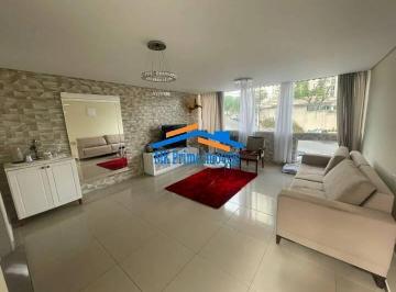 Casa · 200m² · 4 Quartos · 2 Vagas · Casa para Renda c/ 200m² (c/3 casas) e 2 vagas na Cidade das Flores
