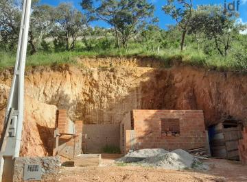 Terreno · 480m² · Terreno em Moreiras, Mairinque/SP com construção iniciada