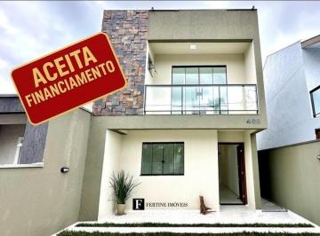 Casa · 150m² · 3 Quartos · 2 Vagas · Imóvel 2 suítes e terraço em Praia de Leste
