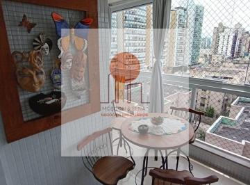 Apartamento · 130m² · 3 Quartos · 2 Vagas · Excelente apartamento com 3 quartos/ suíte, na segunda quadra do mar em Itapuã!