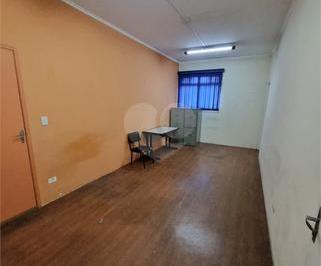 Comercial , São Paulo · Prédio Comercial/Industrial amplo e bem Localizado –Brás