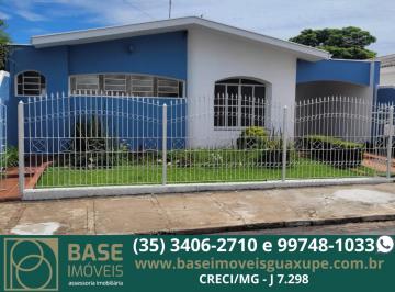 Casa de 3 quartos, Guaxupé · Casa à venda no Centro em Guaxupé/MG
