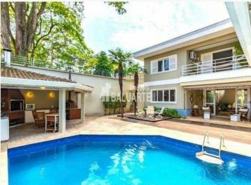 Casa · 353790m² · 5 Quartos · 6 Vagas · Linda Casa de Condominio!!!