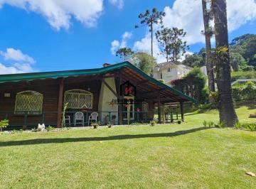 Casa · 1050m² · 3 Quartos · Casa à venda - em Campos do Jordão