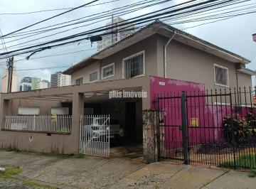 Casa · 251m² · 3 Quartos · 4 Vagas · Excelente localização no Alto da Boa Vista