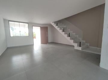 Casa de 3 quartos, Juiz de Fora · Linda casa de 3 quartos à venda em condomínio no bairro São Pedro - Juiz de Fora