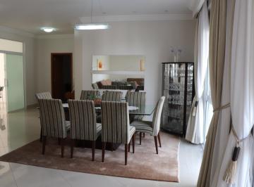 2da8f18ee1e36917061adf7358f02828eabbdecf · espetacular apartamento de 220 m² oferece uma experiência de vida excepcional, combinando sofisticaç